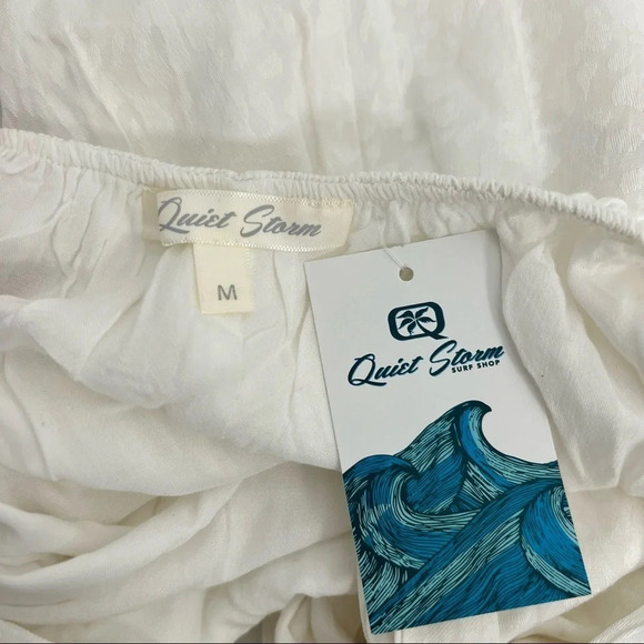 Quiet Storm Textured Print Lace Tie Back Romper White Size M NEW - Picture 5 of 11